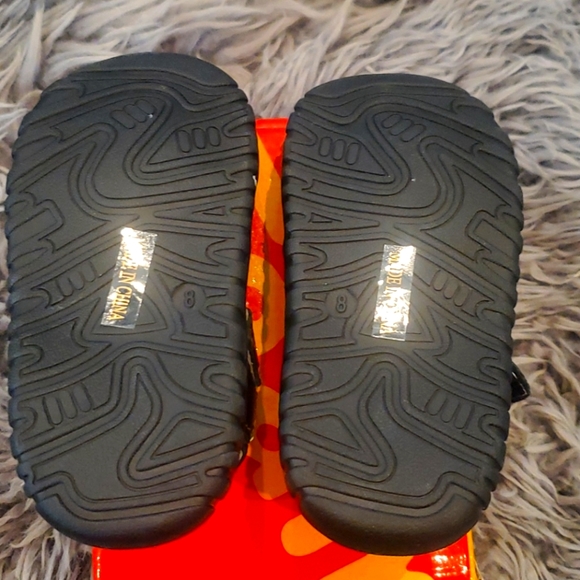 Sandals - Picture 4 of 5